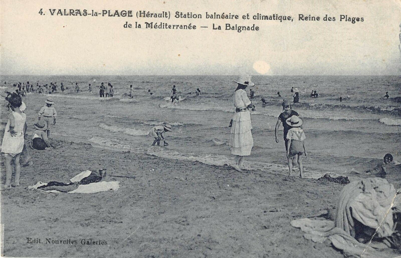 Carte postale ancienne Valras La Plage La Baignade