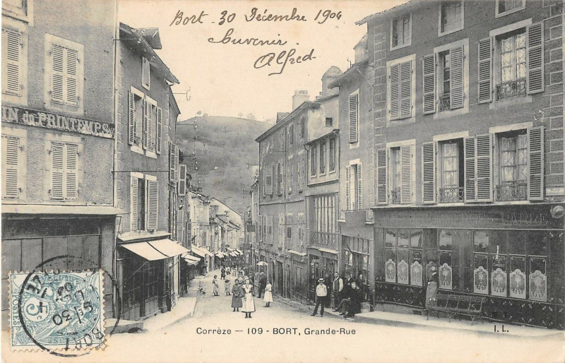 Carte postale ancienne Bort Grande Rue