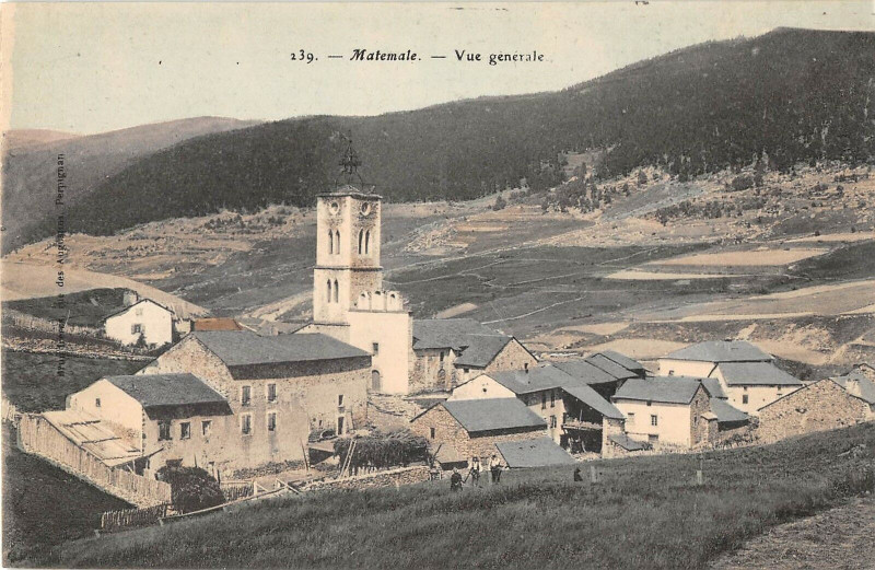 Carte postale ancienne Matemale Vue Generale à Matemale