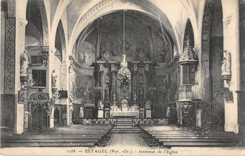 Carte postale ancienne Estagel Interieur De L'Eglise à Estagel