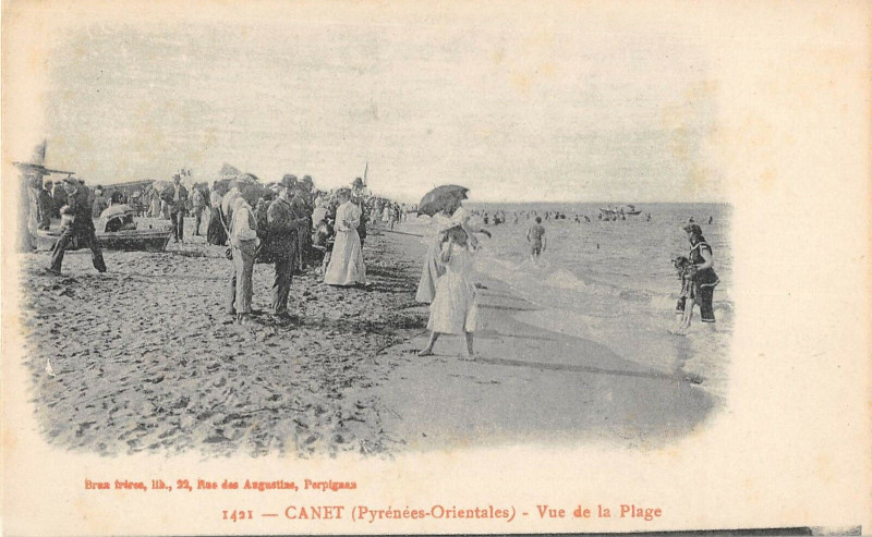 Carte postale ancienne Canet Vue De La Plage