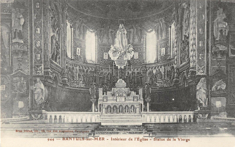 Carte postale ancienne Banyuls Sur Mer Interieur De L'Eglise à Banyuls-sur-Mer
