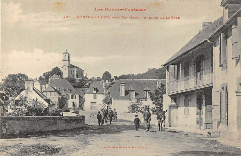 Carte postale ancienne Montgaillard Pres Bagneres Avenue De La Gare à Montgaillard