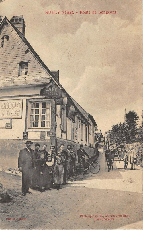 Carte postale ancienne Sully Route De Songeons à Sully