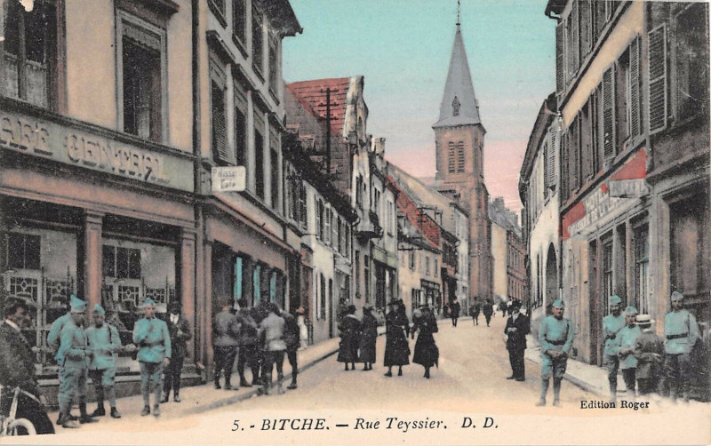 Carte postale ancienne Bitche Rue Teyssier à Bitche