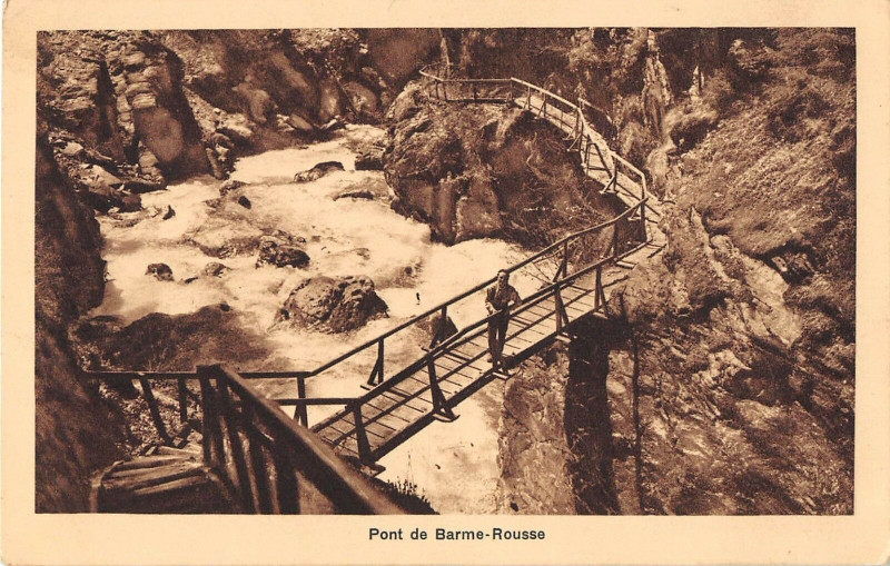 Carte postale ancienne Pont De Barme Rousse