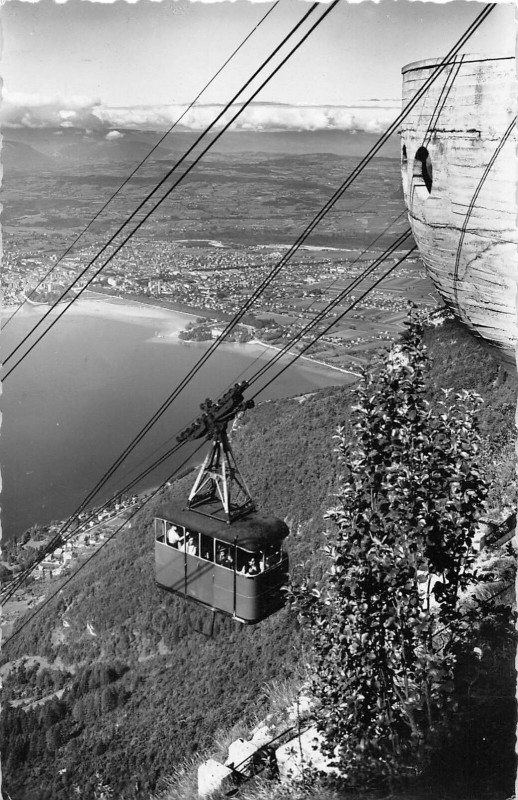 Carte postale ancienne Teleferique De Veyrier Du Lac Station Superieure à Veyrier-du-Lac