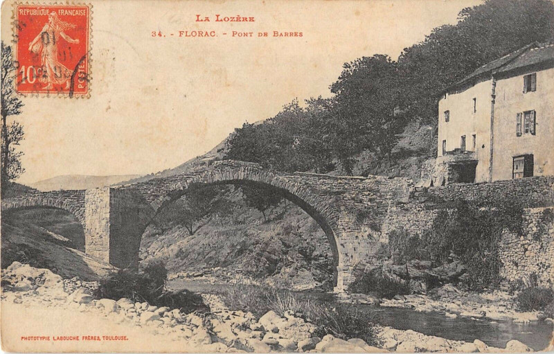 Carte postale ancienne Florac Pont De Barres
