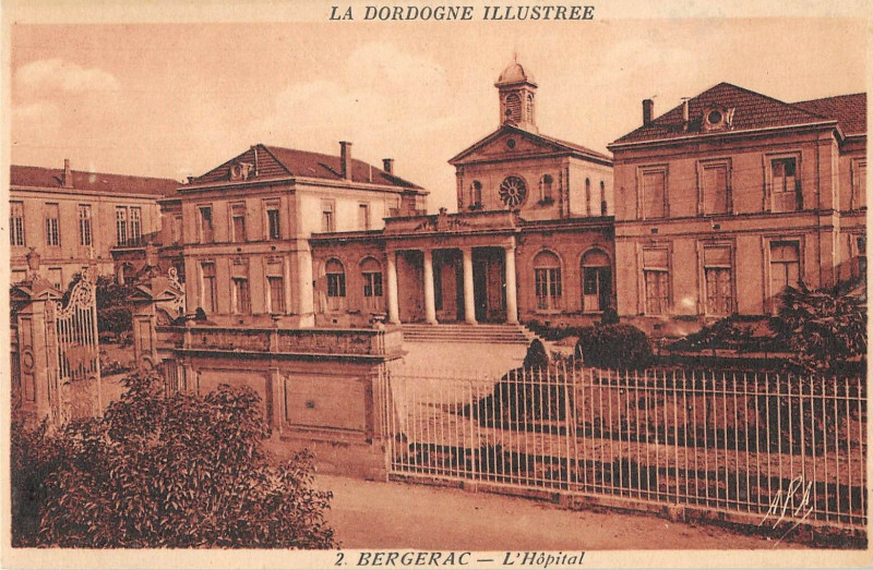 Carte postale ancienne Bergerac L'Hopital à Bergerac