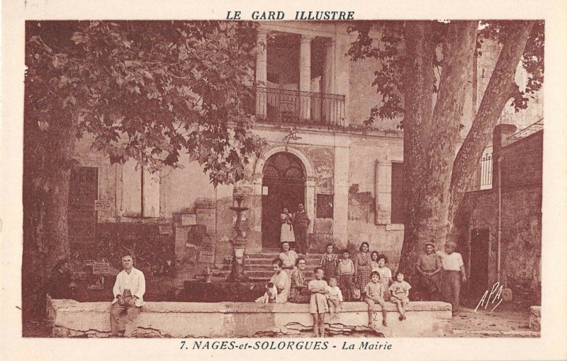 Carte postale ancienne Nages En Solorgues La Mairie