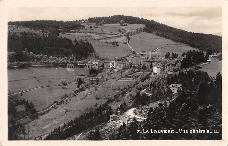 Carte postale ancienne La Louvesc Vue Generale