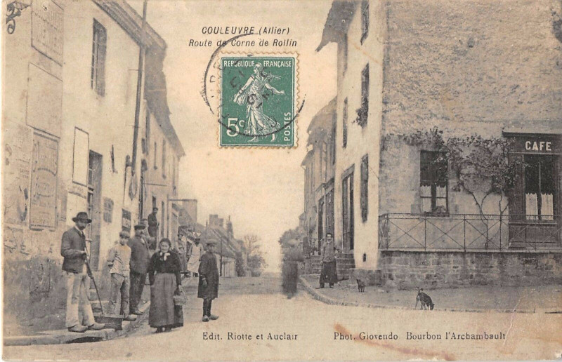 Carte postale ancienne Couleuvre Route De Corne De Rollin à Couleuvre