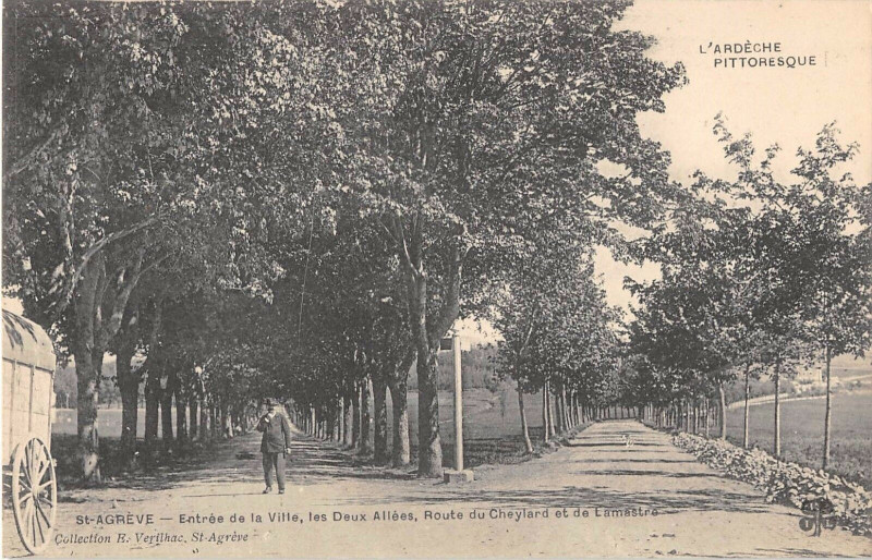 Carte postale ancienne Saint Agreve Entree De La Ville Les 2 Allees Route Du Cheylard Lamastre à Lamastre