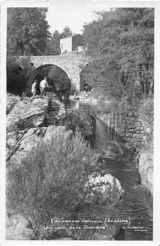 Carte postale ancienne Environs De Vernoux Un Coin De La Duniere