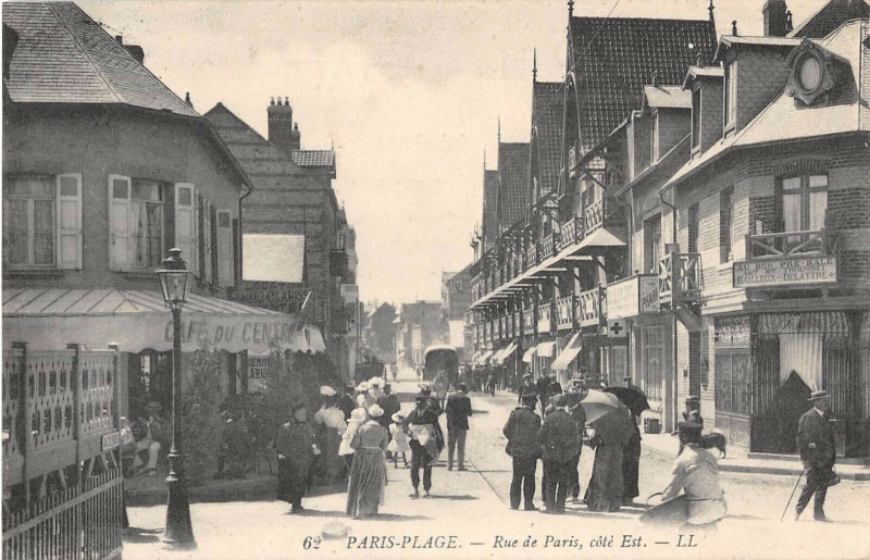 Carte postale ancienne Paris Plage Rue De Paris Cote Est