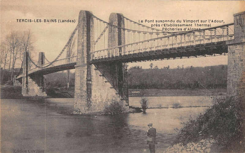 Carte postale ancienne Tercis Les Bains Le Pont Suspendu à Tercis-les-Bains