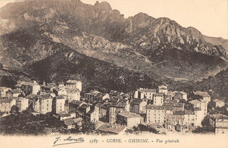 Carte postale ancienne 20 Corse Ghisoni Vue Generale à Ghisoni