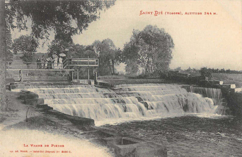 Carte postale ancienne Saint Die La Vanne De Pierre