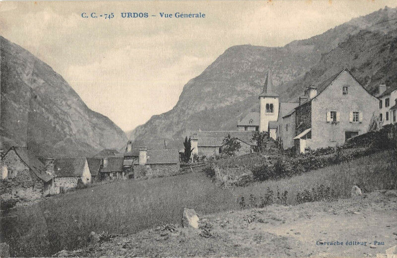 Carte postale ancienne Urdos Vue Generale à Urdos