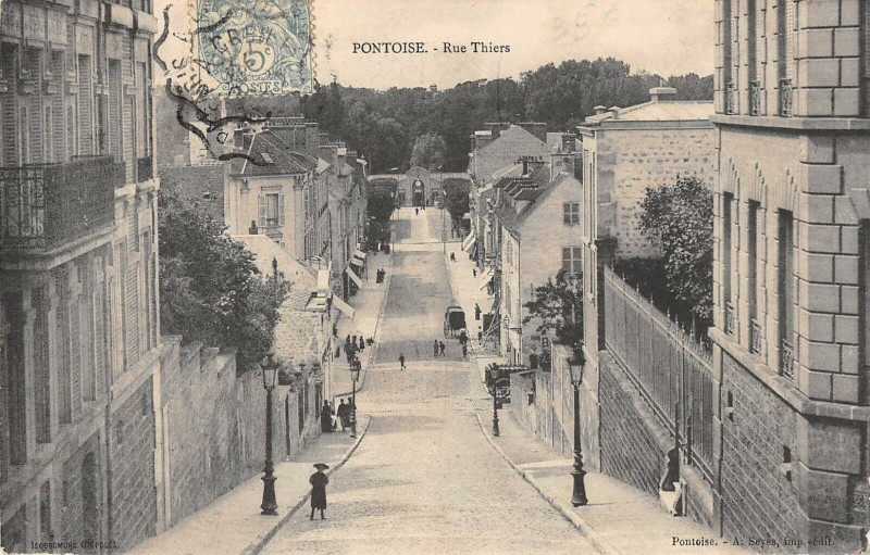 Carte postale ancienne Pontoise Rue Thiers à Pontoise