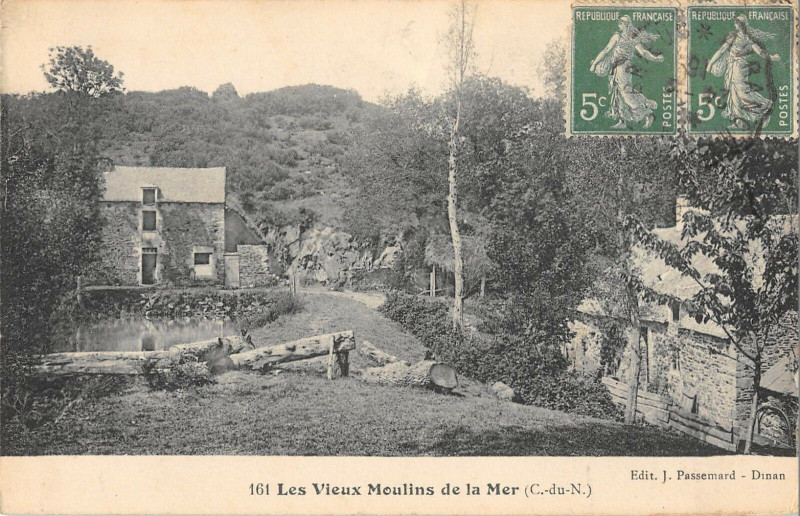 Carte postale ancienne Les Vieux Moulins De La Mer