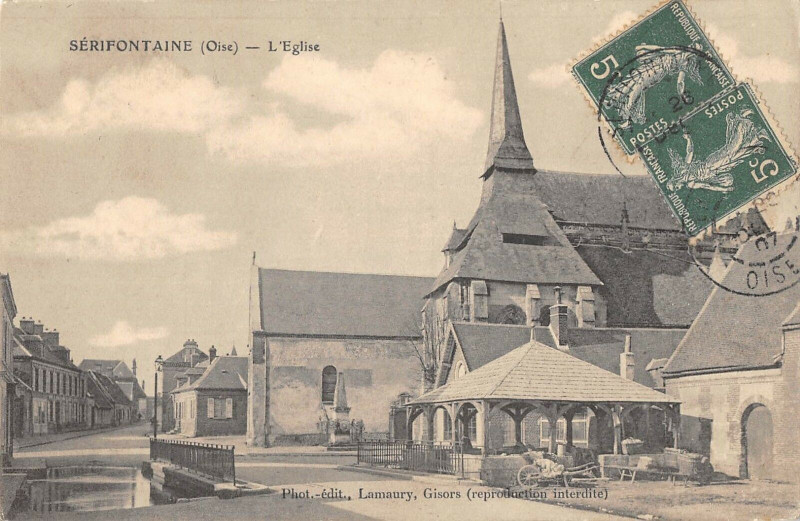 Carte postale ancienne Serifontaine L'Eglise à Sérifontaine