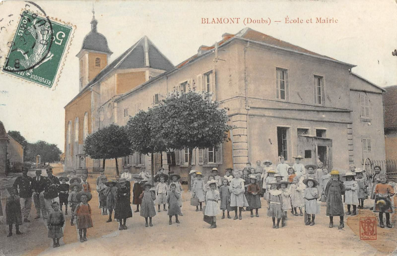 Carte postale ancienne Blamont Ecole Et Mairie à Blamont