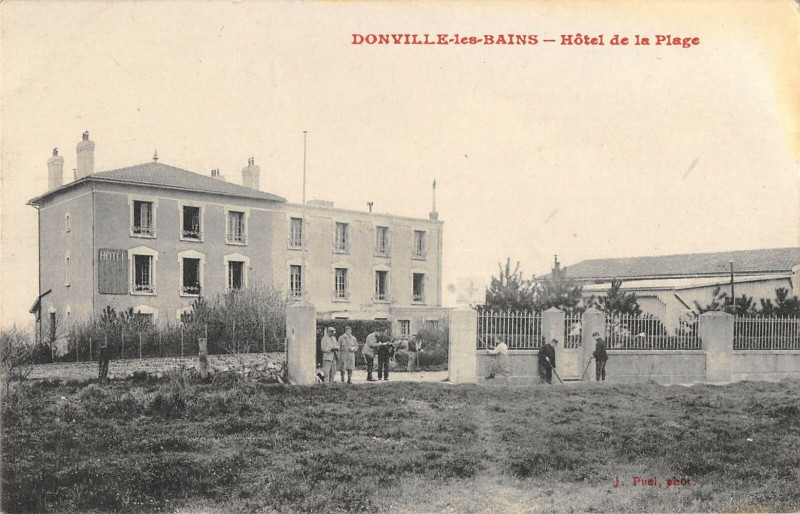 Carte postale ancienne Donville Les Bains Hotel De La Plage à Donville-les-Bains