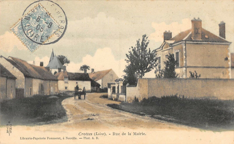 Carte postale ancienne Crottes Rue De La Mairie