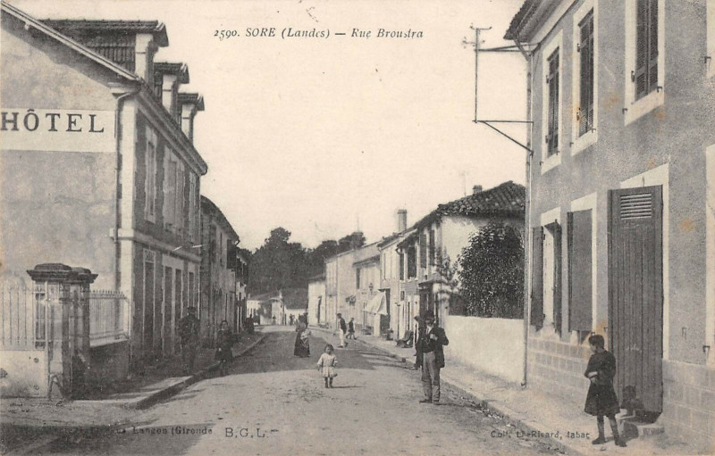 Carte postale ancienne Sore Rue Broustra à Sore