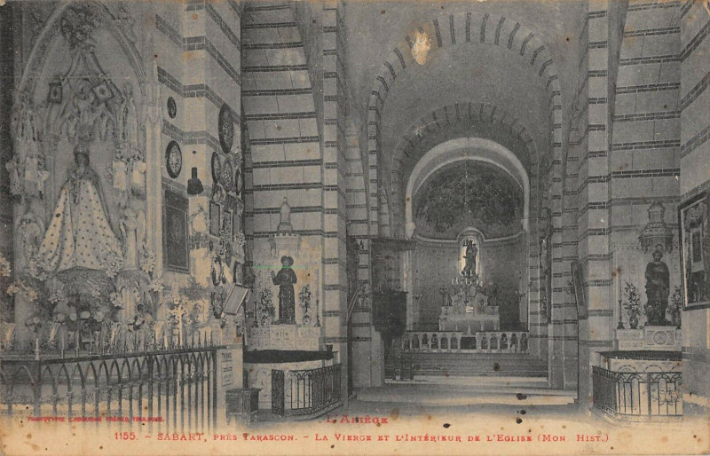Carte postale ancienne Sabart La Vierge A L'Interieur De L'Eglise