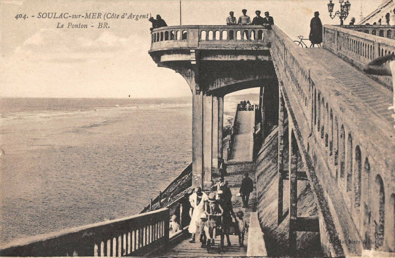 Carte postale ancienne Soulac Sur Mer Le Ponton à Soulac-sur-Mer