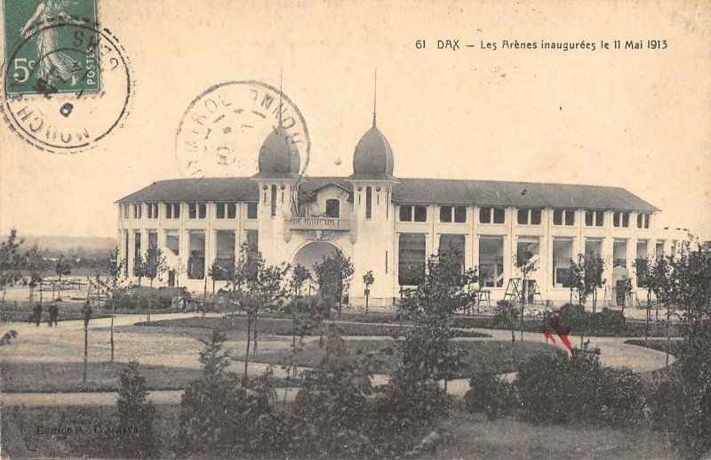 Carte postale ancienne Dax Les Arenes à Dax