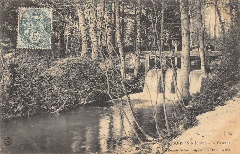 Carte postale ancienne Suippes Jolivet La Cascade à Suippes