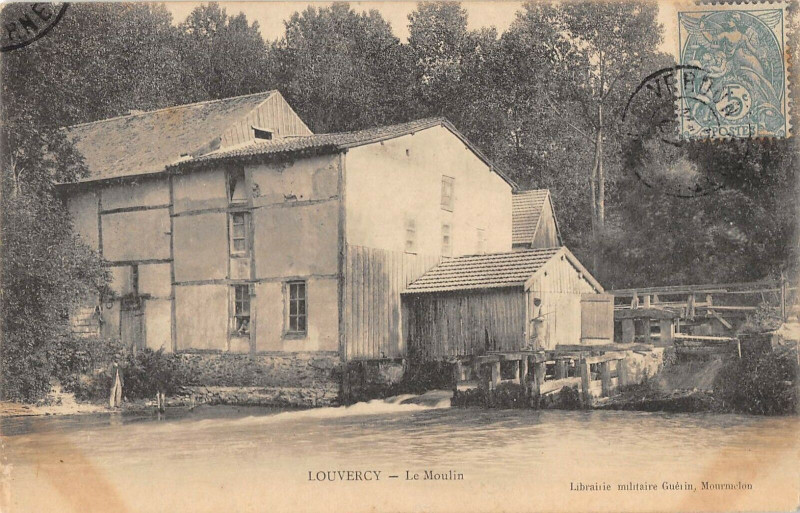 Carte postale ancienne Louvercy Le Moulin