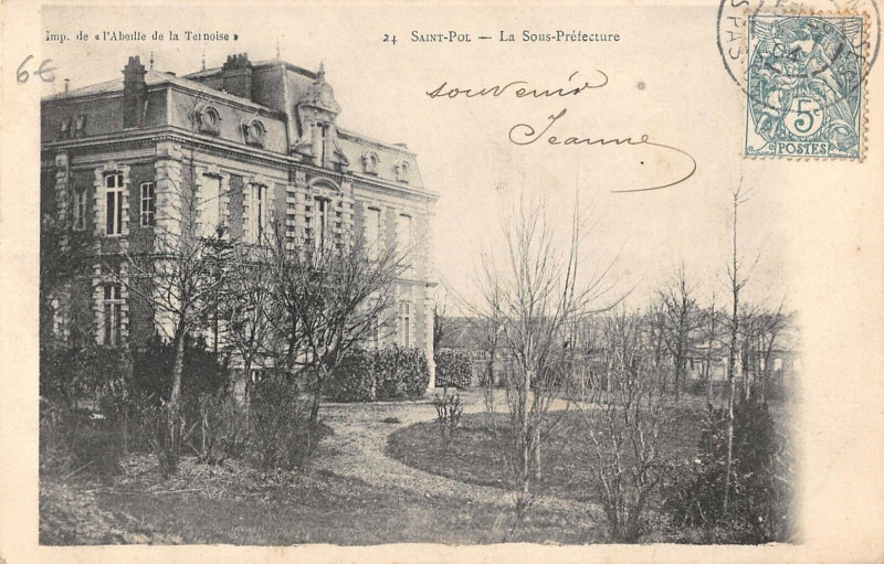 Carte postale ancienne Saint Pol La Sous Prefecture