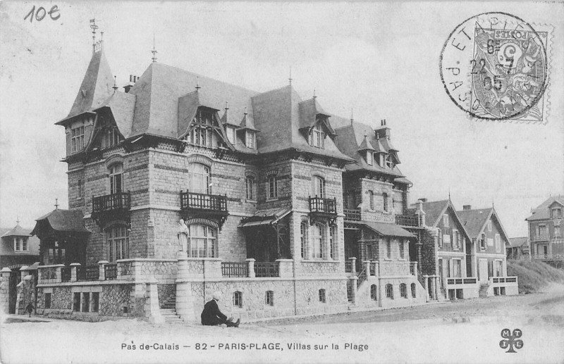 Carte postale ancienne Paris Plage Villas Sur La Plage