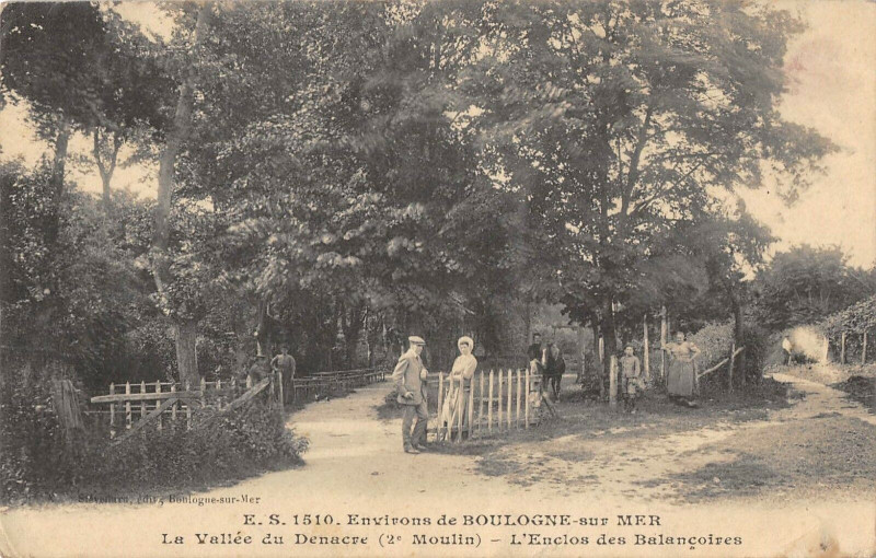 Carte postale ancienne La Vallee Du Denacre 2e Moulin L'Enclos Des Balancoires