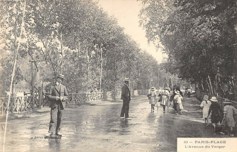 Carte postale ancienne Paris Plage Avenue Du Verger
