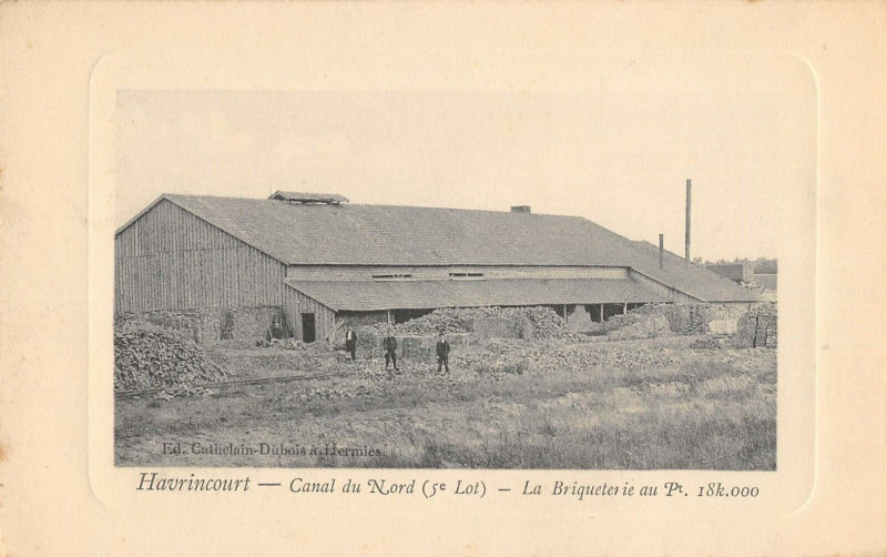 Carte postale ancienne Havrincourt Canal Du Nord 5e Lot La Briqueterie à Havrincourt