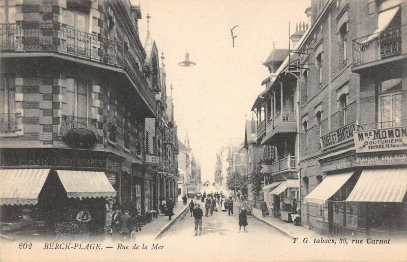 Carte postale ancienne Berck Plage Rue De La Mer à Berck