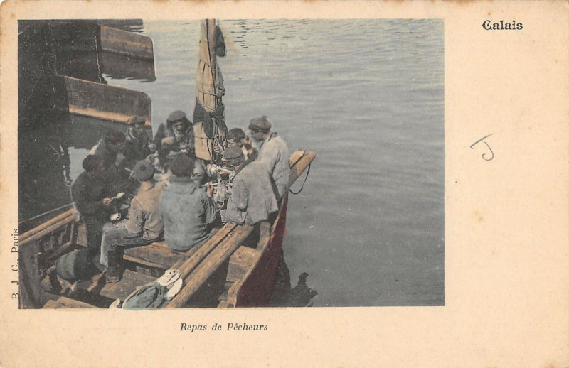 Carte postale ancienne Calais Repas Des Pecheurs dos non divisé) à Calais