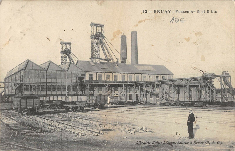 Carte postale ancienne Bruay Fosses N°5 Et 5BIS