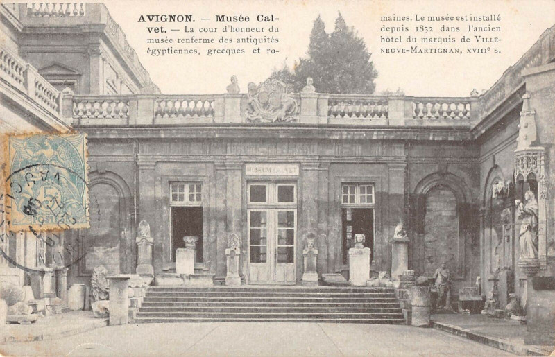 Carte postale ancienne Avignon Musee Calvet à Avignon