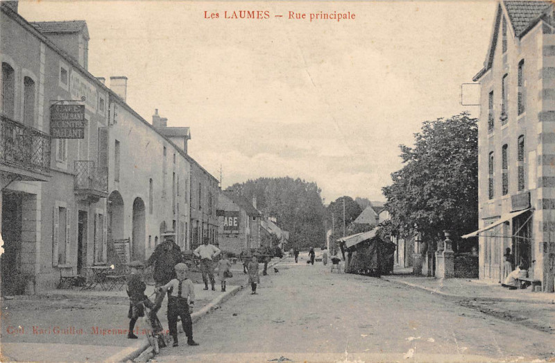 Carte postale ancienne Les Laumes Rue Principale