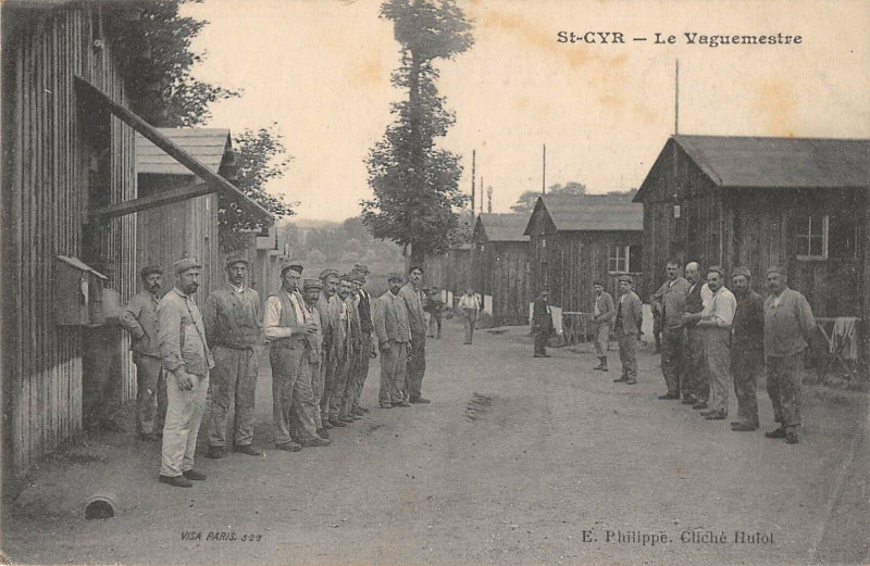 Carte postale ancienne Saint Cyr Le Vaguemestre