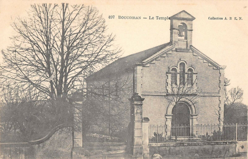 Carte postale ancienne Boucoiran Le Temple