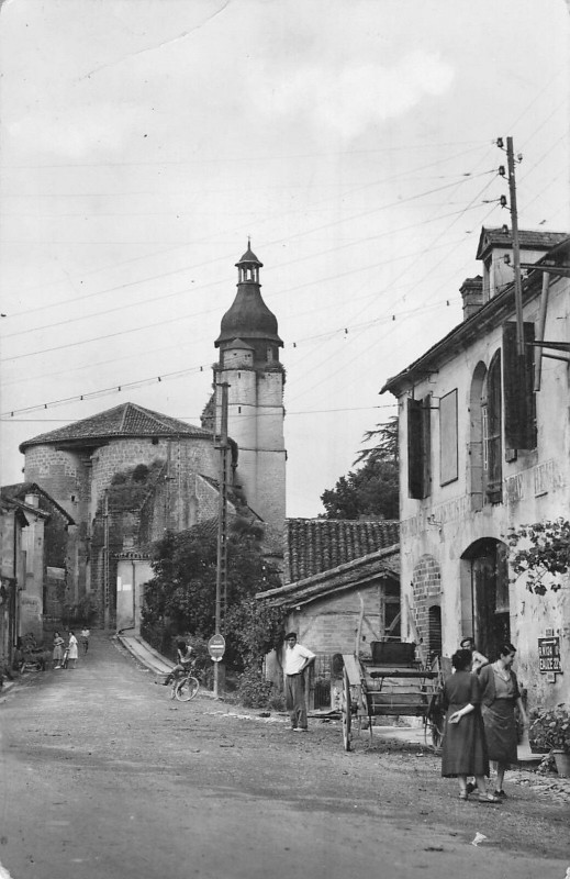 Carte postale ancienne Aignan En Armagnac Eglise à Aignan