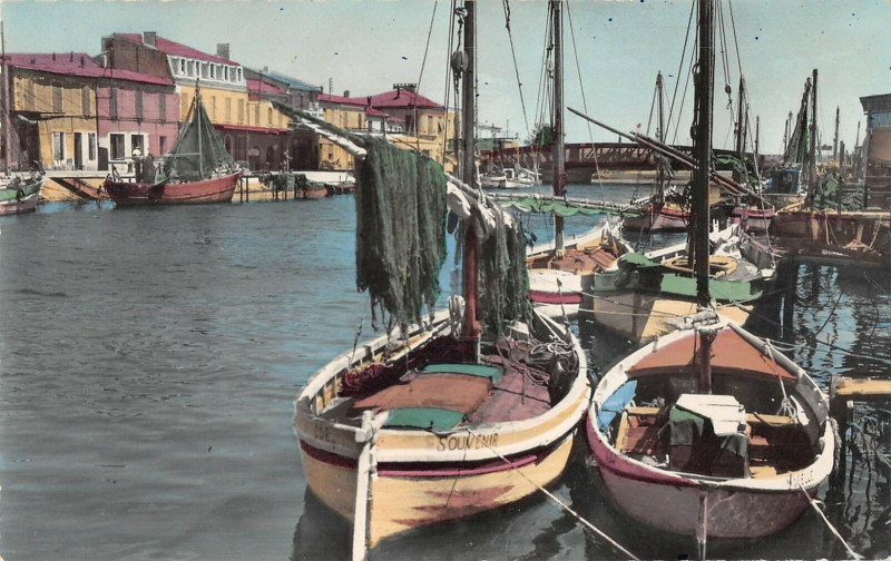 Carte postale ancienne Grau Du Roi Bateaux Au Repos