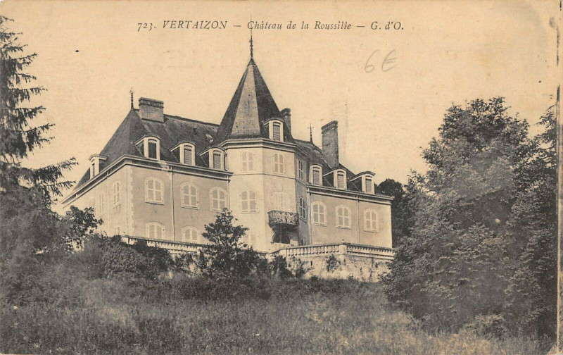Carte postale ancienne Chateau De La Roussille